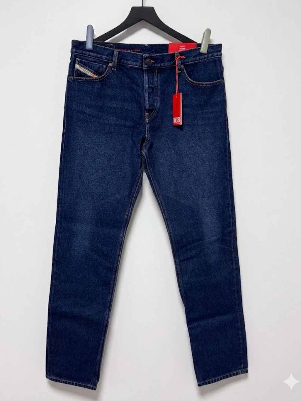 NWT Diesel 1995 D-Sark 007E6 Straight Leg Jeans 34
